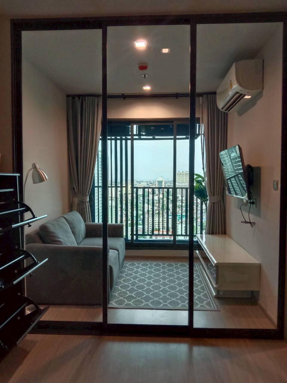 ✨🦄 Special offer 🦄✨Life Ladprao ใกล้ BTS สถานีห้าแยกลาดพร้าว ห้องสวยเฟอร์ครบจบในที่เดียว